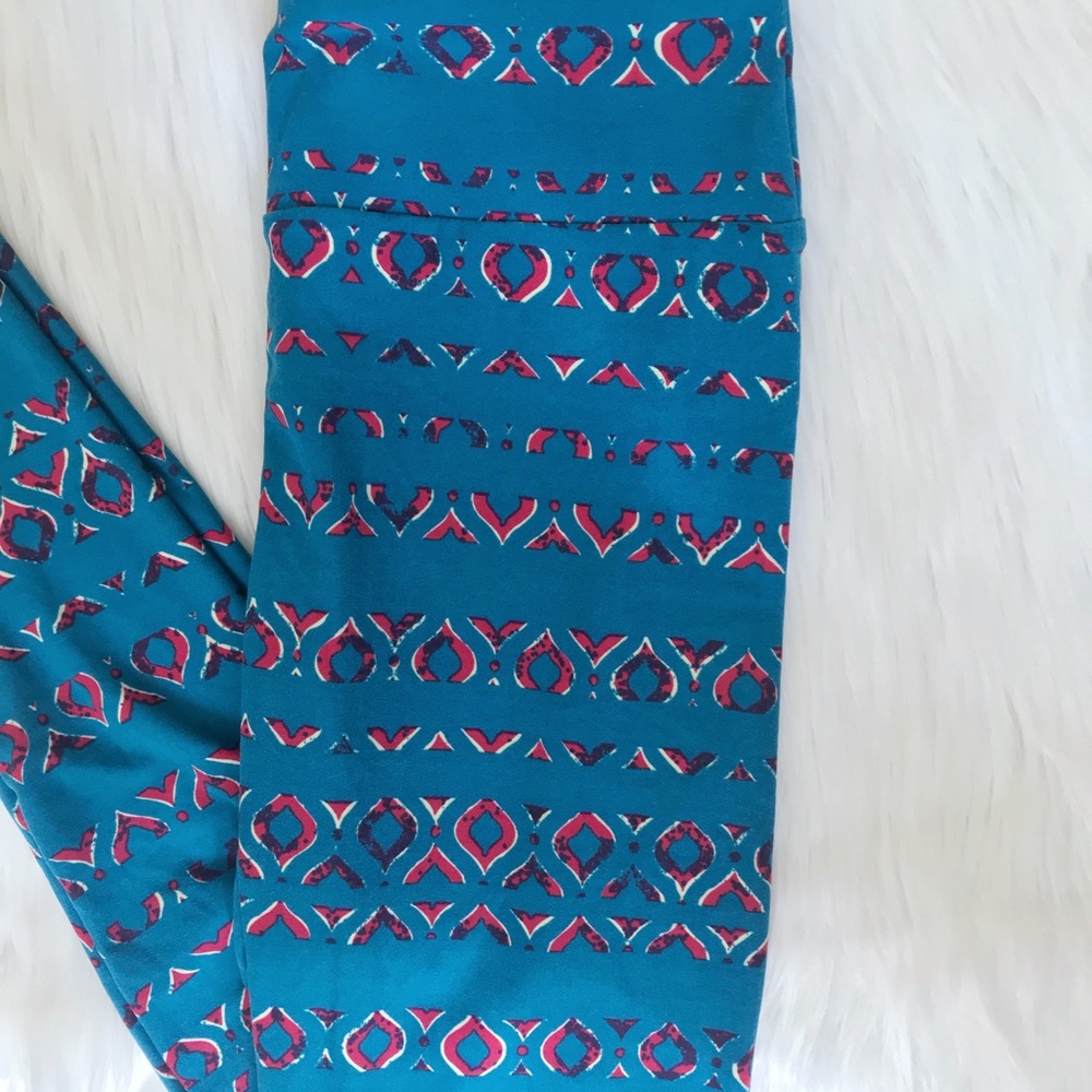 Aztec Print LuLaRoe Leggings - Picture 8 of 8